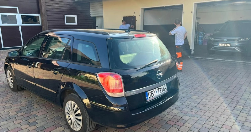 Opel Astra cena 12500 przebieg: 211115, rok produkcji 2006 z Sławno małe 79